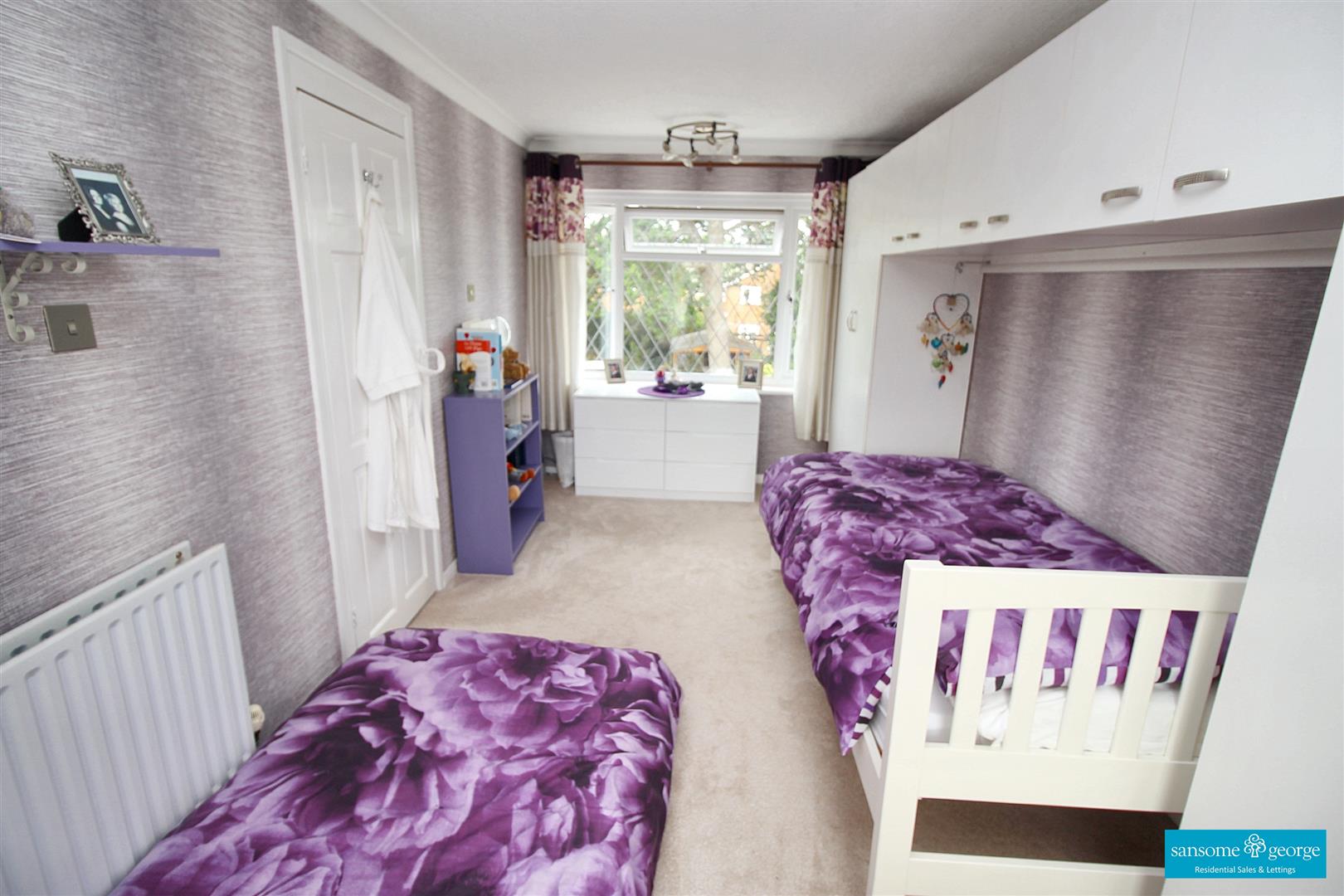 Warborough Avenue, Tilehurst, Reading